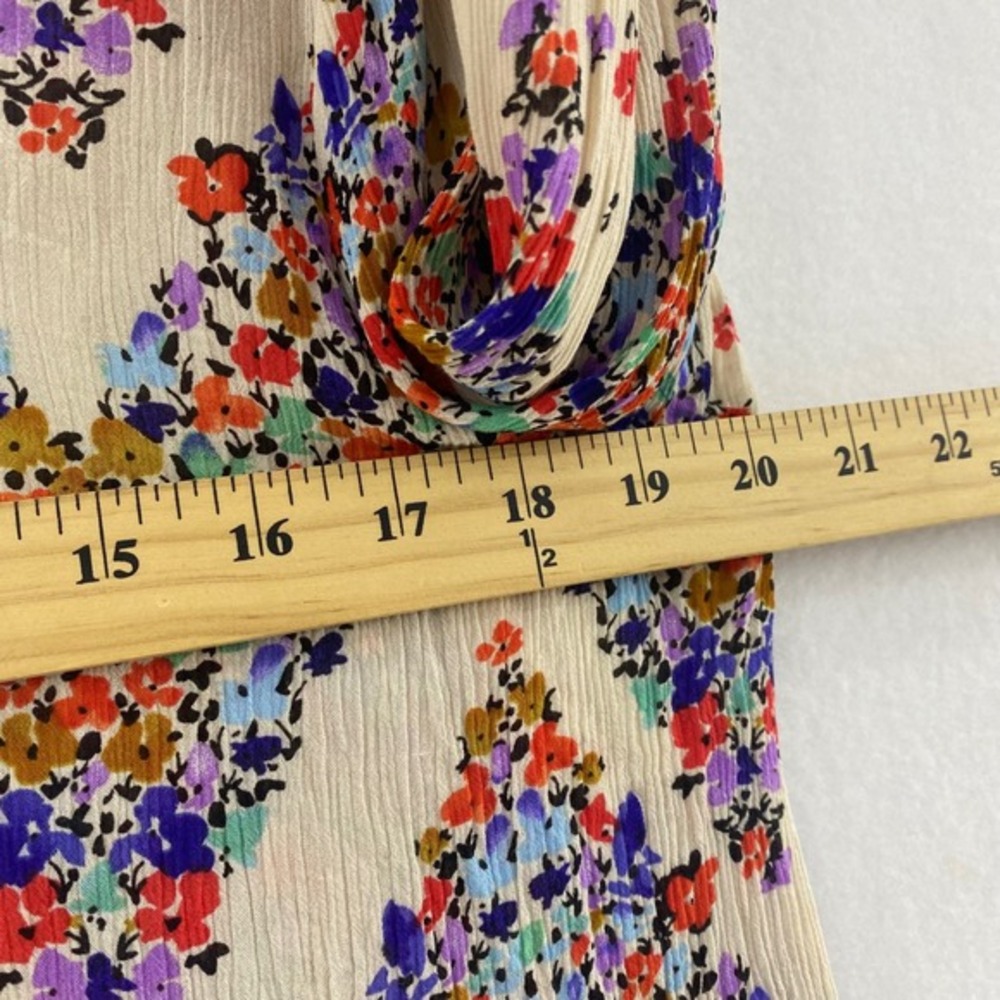 Democracy Floral Blouse Lace Up V Neck 3/4 Sleeve Multicolor Top Size L - Picture 3 of 9